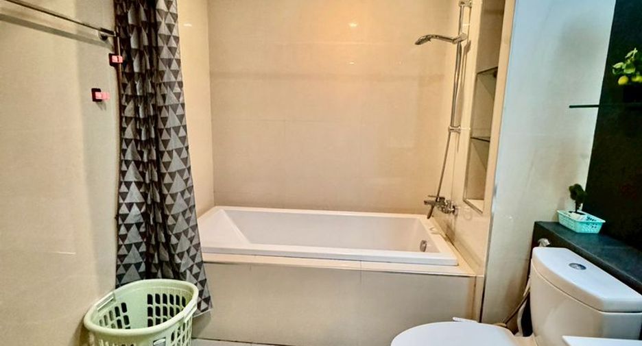 À louer 1 chambre condo à Si Racha, Chonburi