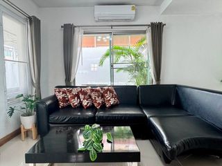 À louer 3 chambres maison à Si Racha, Chonburi