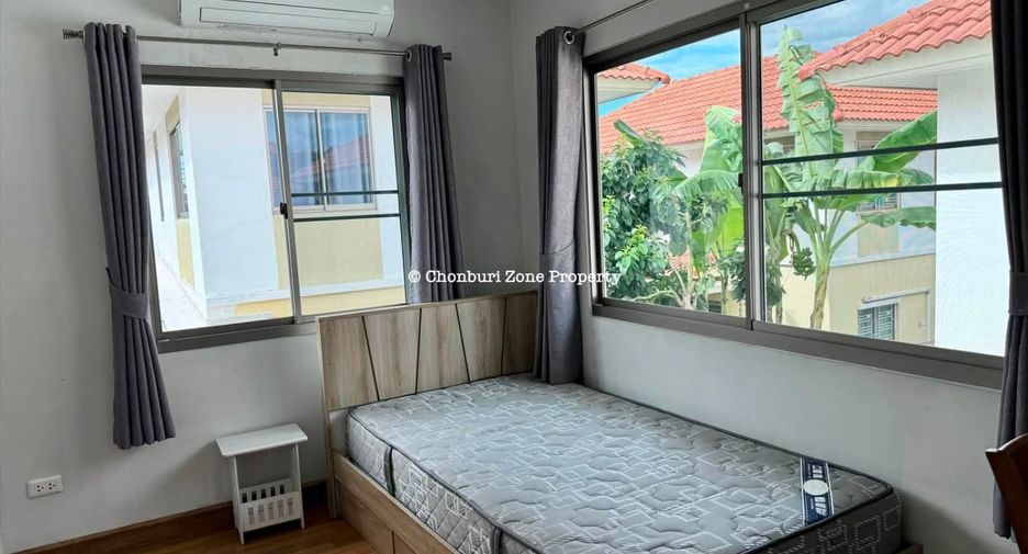 À louer 3 chambres maison à Si Racha, Chonburi