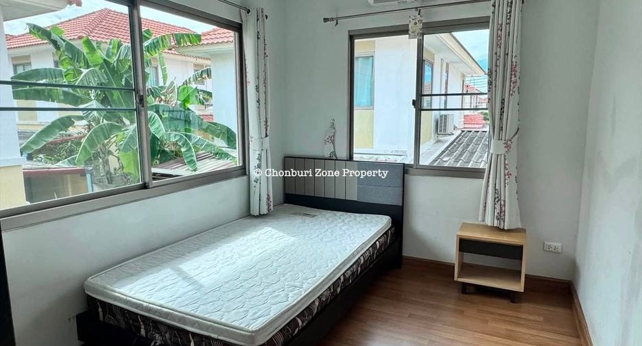 À louer 3 chambres maison à Si Racha, Chonburi