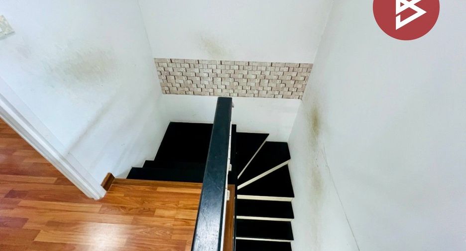 À vendre 3 chambres maison de ville à Phra Pradaeng, Samut Prakan