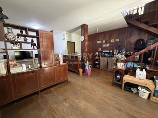 À vendre 3 chambres maison à Din Daeng, Bangkok