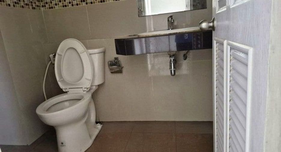 For sale 1 bed condo in Bang Kapi, Bangkok