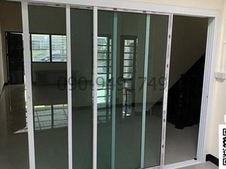 For rent 3 bedrooms townhouse in Mueang Nonthaburi, Nonthaburi