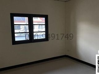 For rent 3 bedrooms townhouse in Mueang Nonthaburi, Nonthaburi
