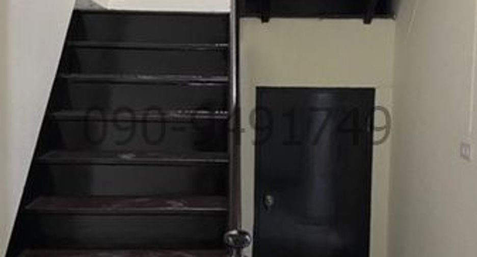 For rent 3 bedrooms townhouse in Mueang Nonthaburi, Nonthaburi
