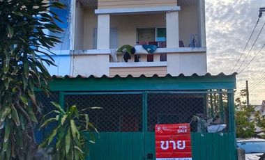 For sale 2 bedrooms townhouse in Phra Samut Chedi, Samut Prakan