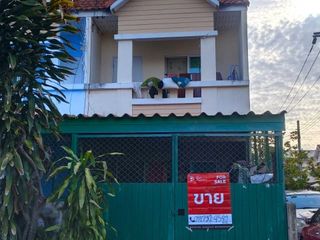 For sale 2 bedrooms townhouse in Phra Samut Chedi, Samut Prakan