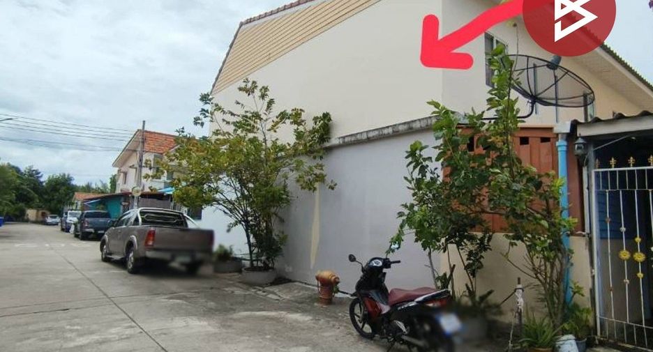 For sale 2 bedrooms townhouse in Phra Samut Chedi, Samut Prakan