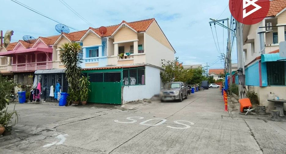 For sale 2 bedrooms townhouse in Phra Samut Chedi, Samut Prakan