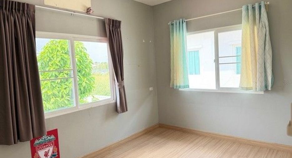 Reihenhaus zum Kauf mit 4 Zimmer in Saphan Sung, Bangkok