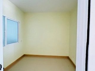 Reihenhaus zum Kauf mit 4 Zimmer in Saphan Sung, Bangkok