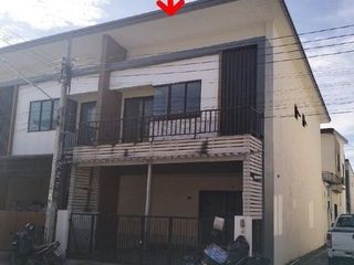 For sale 4 bedrooms townhouse in Nong Chok, Bangkok