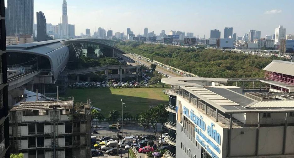 Condo en alquiler de 1 habitaciones en Watthana, Bangkok