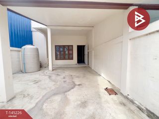 Reihenhaus zur Miete und zum Kauf mit 2 Zimmer in Mueang Nakhon Pathom, Nakhon Pathom