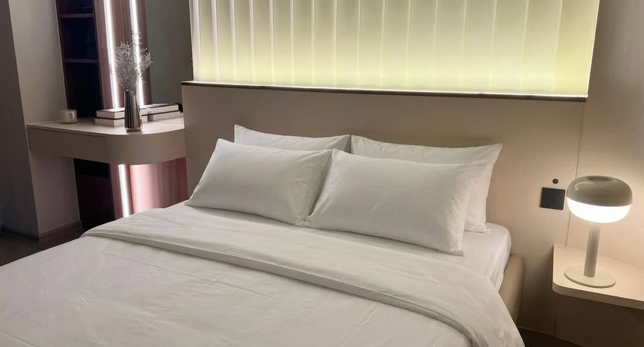 Wohnung zur Miete und zum Kauf mit 1 Zimmer in Pathum Wan, Bangkok