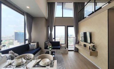 For rent 2 bedrooms condo in Huai Khwang, Bangkok