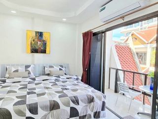 Casa adosada en alquiler de 4 habitaciones en Bang Lamung, Chonburi