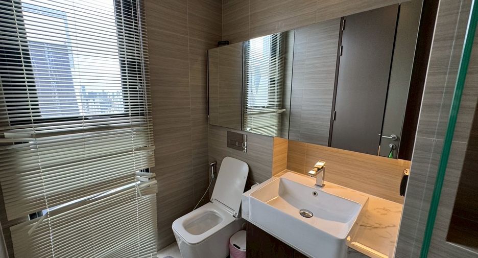 For sale 3 bedrooms condo in Watthana, Bangkok