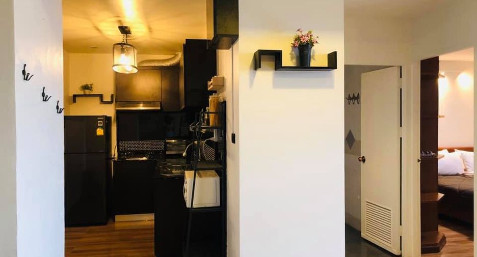 For rent 1 bed condo in Khlong Toei, Bangkok