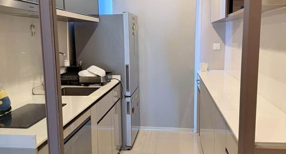 For rent 1 bed condo in Bang Rak, Bangkok