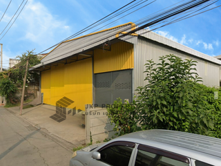 À louer entrepôt à Bang Kapi, Bangkok