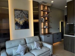 For rent 2 bedrooms apartment in Watthana, Bangkok
