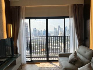 For rent 2 bedrooms apartment in Watthana, Bangkok