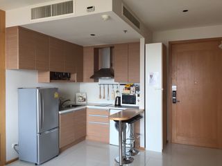 For rent 1 bed apartment in Khlong Toei, Bangkok