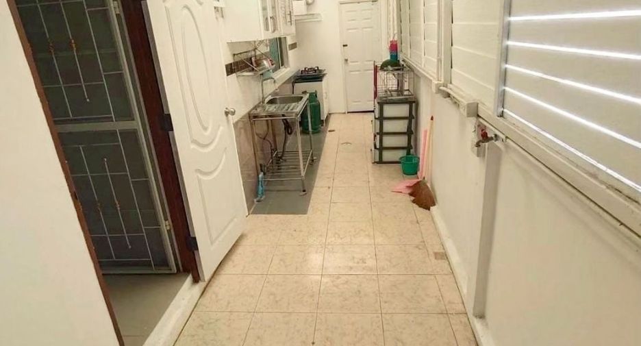 Casa en venta de 3 habitaciones en Khlong Sam Wa, Bangkok