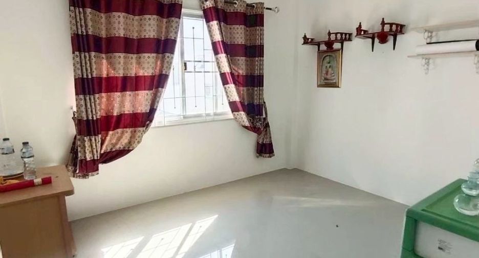 Casa en venta de 3 habitaciones en Khlong Sam Wa, Bangkok