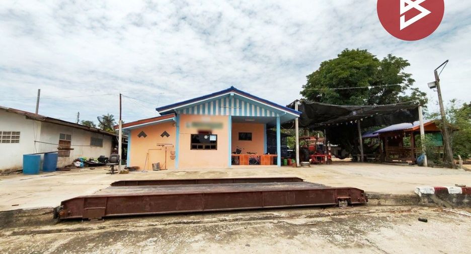 出售 土地 在 Lat Yao, Nakhon Sawan