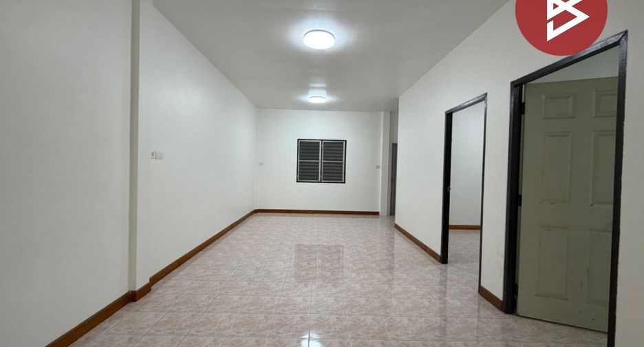 À vendre 2 chambres maison à Si Racha, Chonburi