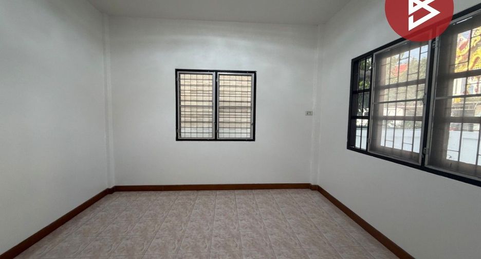 À vendre 2 chambres maison à Si Racha, Chonburi