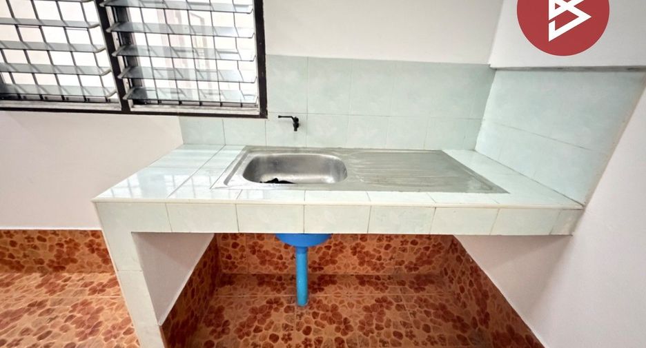 À vendre 2 chambres maison à Si Racha, Chonburi