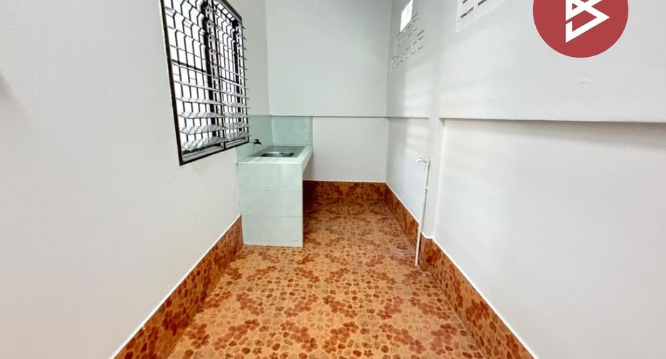 À vendre 2 chambres maison à Si Racha, Chonburi