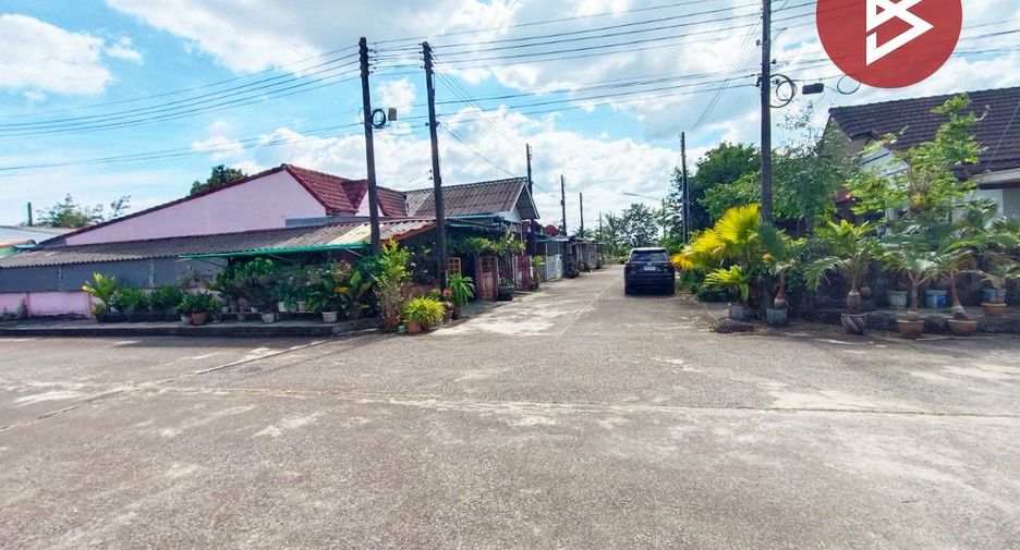 For sale 2 bedrooms townhouse in Mueang Trat, Trat