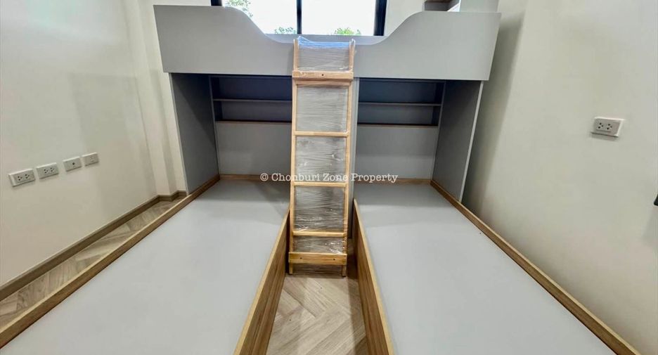ขาย 5 ห้องนอน วิลล่า ใน ศรีราชา, ชลบุรี
