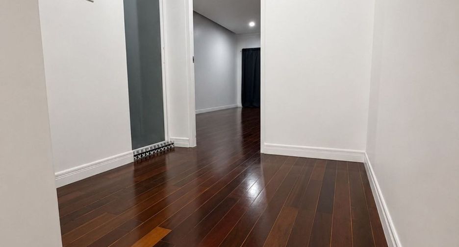 Haus zum Kauf mit 2 Zimmer in Lat Phrao, Bangkok