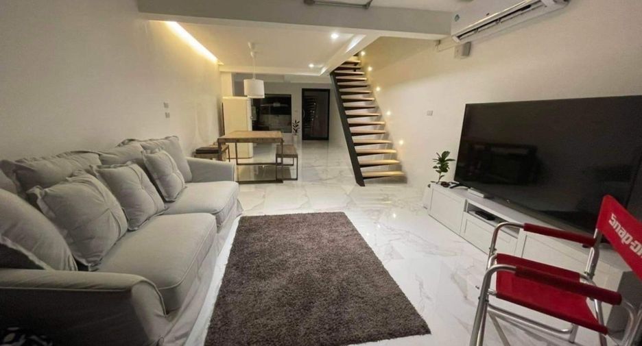 Haus zum Kauf mit 2 Zimmer in Lat Phrao, Bangkok