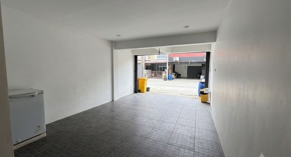 Haus zum Kauf mit 2 Zimmer in Lat Phrao, Bangkok