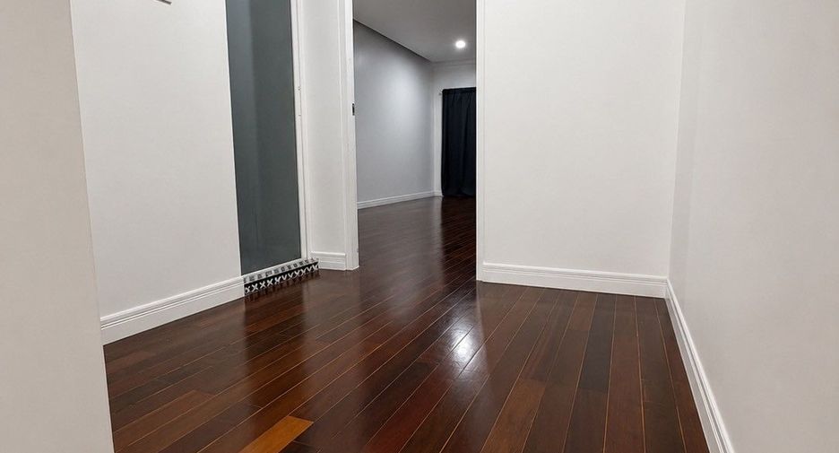 À vendre 2 chambres maison à Lat Phrao, Bangkok