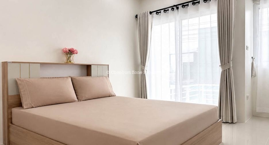 Casa en venta de 4 habitaciones en Si Racha, Chonburi