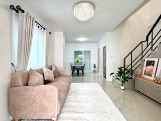 Casa en venta de 4 habitaciones en Si Racha, Chonburi