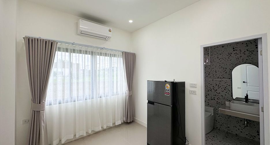 For rent 4 bedrooms house in Mueang Chiang Mai, Chiang Mai