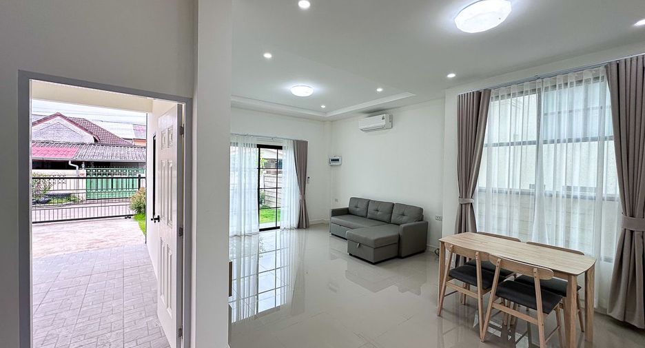 For rent 4 bedrooms house in Mueang Chiang Mai, Chiang Mai