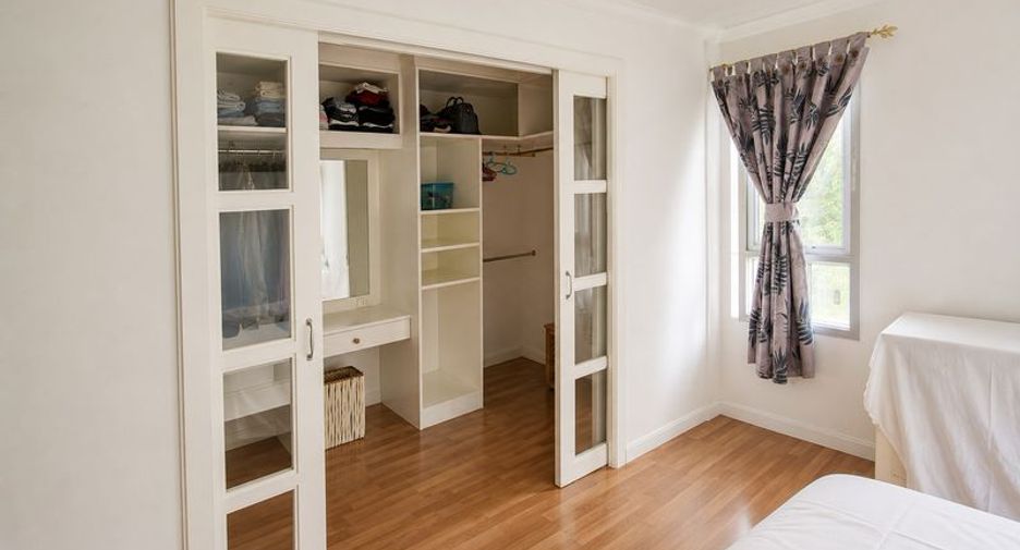 For sale 1 bed condo in Huai Khwang, Bangkok