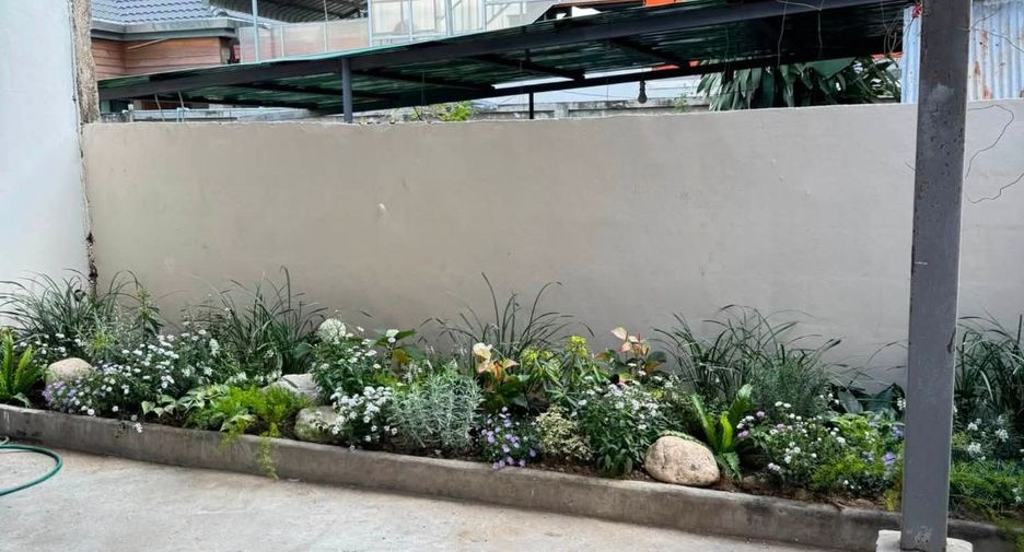 For rent and for sale 3 bedrooms house in Mueang Chiang Mai, Chiang Mai