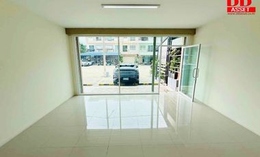 Local comercial en alquiler y en venta de 3 habitaciones en Mueang Suphanburi, Suphan Buri