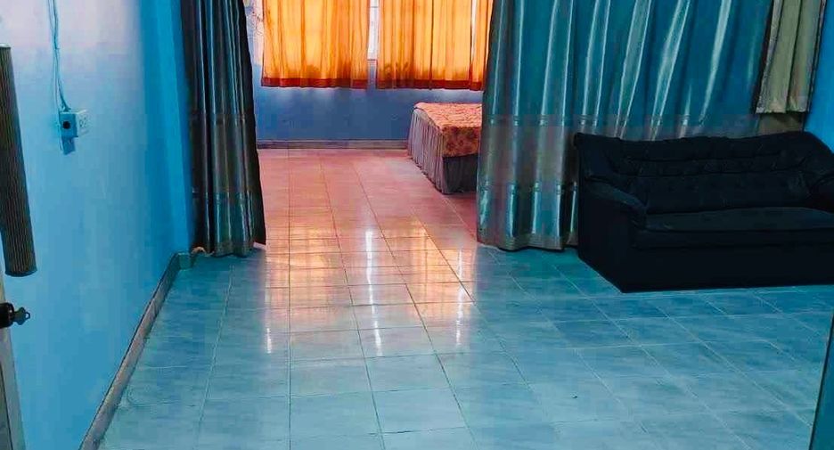 Local comercial en venta de 6 habitaciones en Bang Kapi, Bangkok